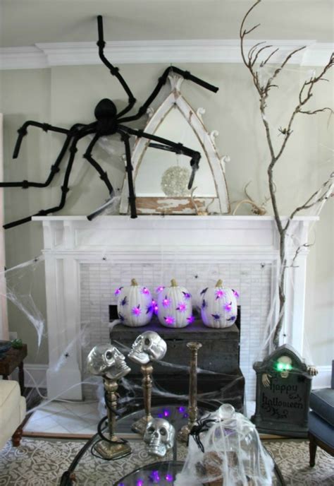 20 Spiders Halloween Decorations Ideas Decoration Love