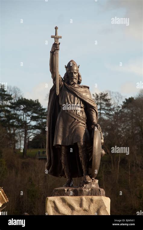 King Alfred The Great Statue Winchester England Stock Photo Alamy