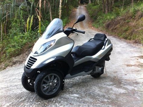 Quand le scooter devient l'ami des automobilistes. Piaggio Mp3 250ie 2008 | 150 - 499cc Motorcycles for Sale ...
