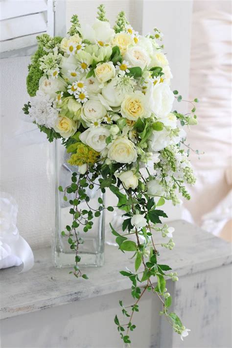 70 Best White And Yellow Bouquet For Our Beautiful Bride Cascading