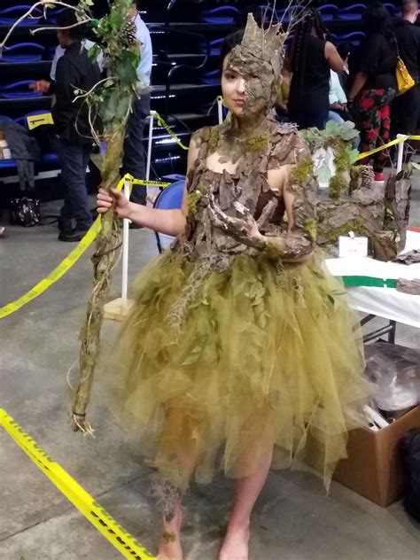 This Tree Costume Was Real Cool And The Detail On It Was Amazing I