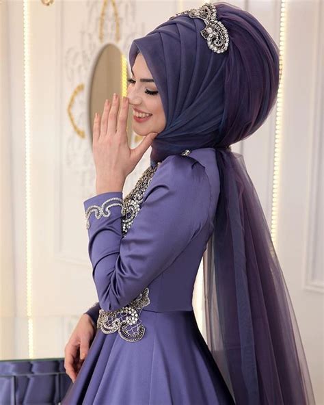 düğün başı tesettür müslüman modası gelinlik moda stilleri