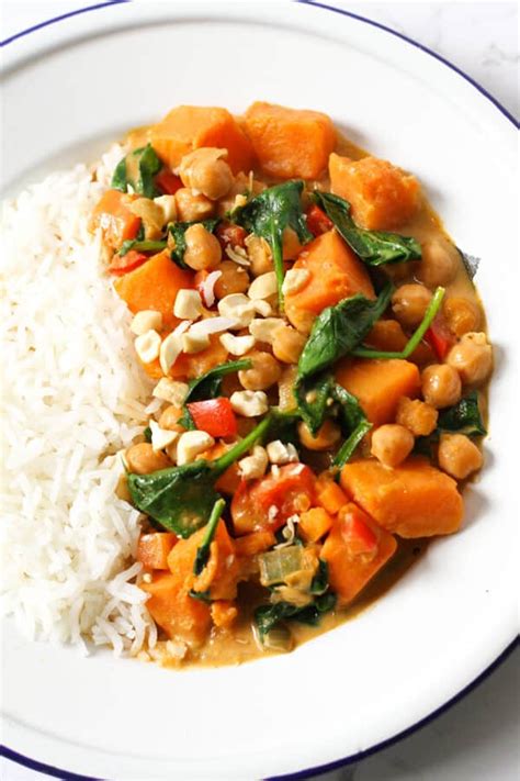 Sweet Potato Chickpea And Spinach Curry Recipe Cook It Real Good