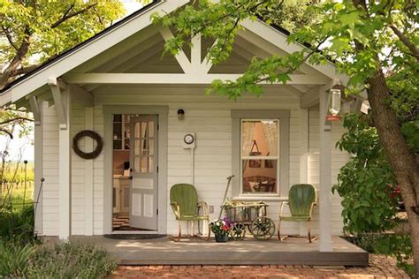 60 Adorable Farmhouse Cottage Design Ideas And Decor 14 Tiny House