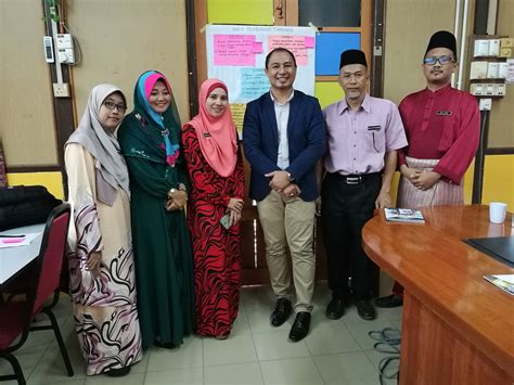 Pembelajaran abad ke 21 banyak mengubah corak pengajaran dan pembelajaran kita selama ini. Bengkel Pembelajaran Abad ke-21 dan SKPMg2 di Sabak Bernam