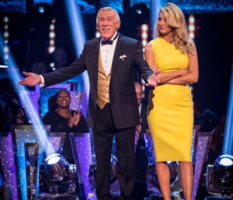 strictly come dancing 2014 sir bruce forsyth to quit series after 10 wonderful years metro news