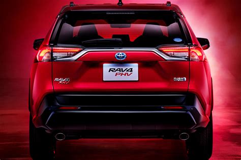 Toyota Rav4 Phev Meluncur Di Jepang Paling Powerful And Efisien