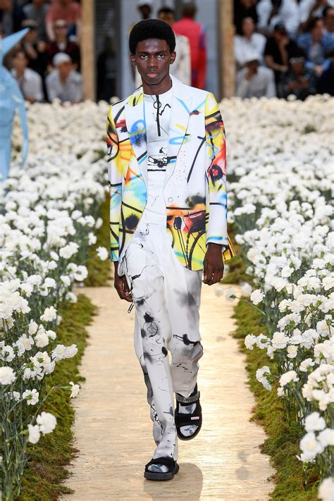Virgil Abloh Showcases Off White Ss20 Collection At Paris Fashion Week
