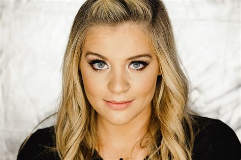 Lauren Alaina Says Her Eating Disorder Nearly Destroyed Her Voice