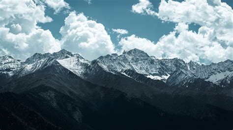 Download Wallpaper 3840x2160 Mountains Peaks Clouds