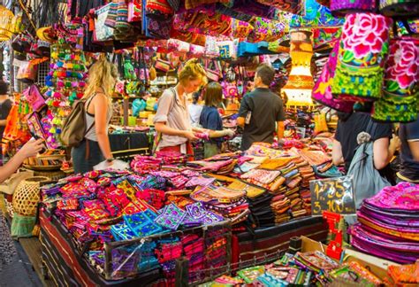 The Best Markets Not To Be Missed In Phuket