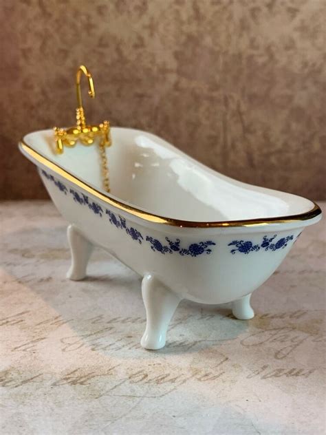Alibaba.com offers 838 gold shower fixtures products. 1990s Beautiful Vintage Porcelain BATH TUB Gold Gilt Trim ...