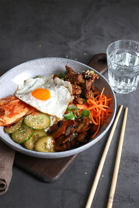 Koreanisches Bibimbap Mit Schweinefleisch Bake To The Roots Rezept