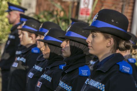 PCSO Passing Out Parade | Police community support officer, Passing out, Military female soldier