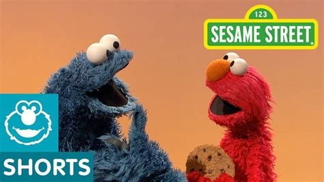 Cookie Monster And Elmo Elmo Cookies Elmo And Cookie Monster Guessing