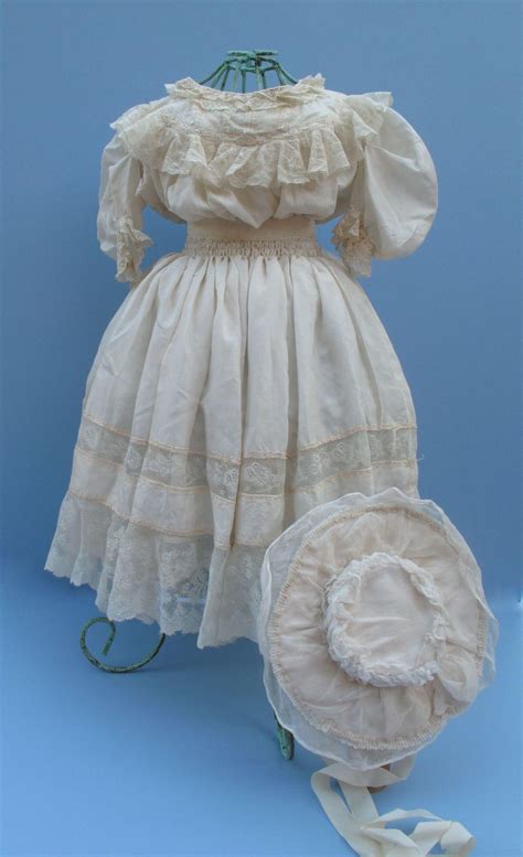 Lovely Antique Silk And Lace Three Piece Dress For Large Doll Piece
