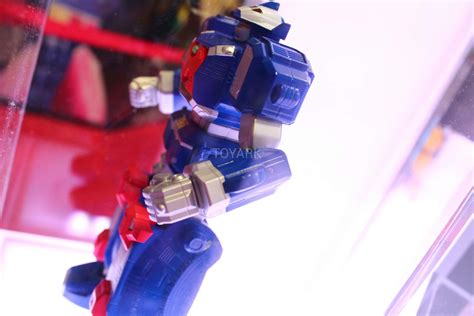 Sdcc 2016 Legacy Power Rangers In Space Figure Images Tokunation