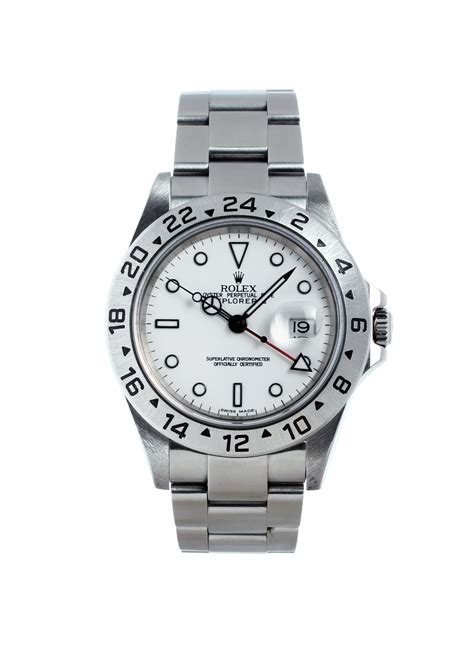This swiss watchmaker offers an array of extraordinary timepieces that exceed standards. 16570 Rolex Explorer II White/Steel Ø40 mm USED Price € 4.450