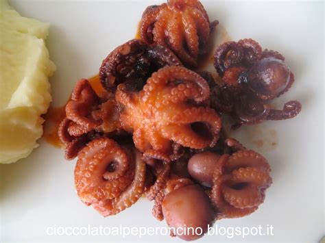 2 scatole di piselli medi o 2 bicchieri abbondanti di piselli congelati. Moscardini in pentola a pressione - Colonna porta lavatrice