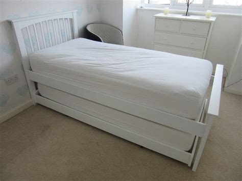 White Solid Wood Guest Bed 3ft Single Trundlepull Out And Single