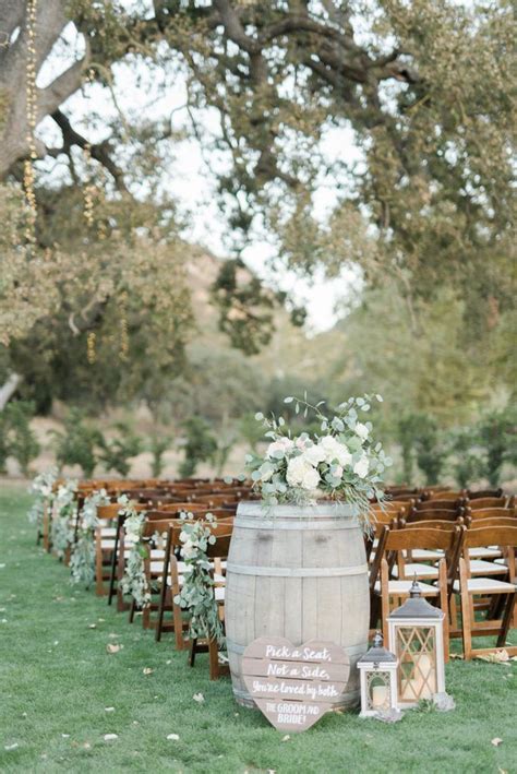 44 Outdoor Wedding Ideas That Are A Breath Of Fresh Air In 2020