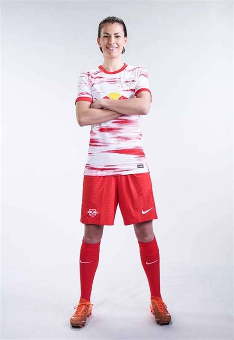 Rb leipzig 2020/2021 fikstürü, iddaa, maç sonuçları, maç istatistikleri, futbolcu kadrosu, haberleri, transfer haberleri. RB Leipzig Unveil 21/22 Nike Home Shirt - SoccerBible