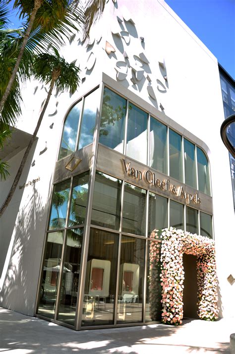 Van Cleef And Arpels Unveils Boutique In The Miami Design District
