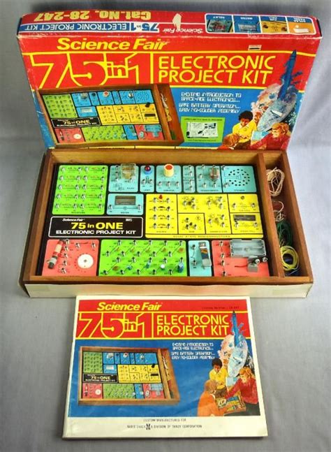 1976 Radio Shack Science Fair 150 In 1 Electronic Project Kit With