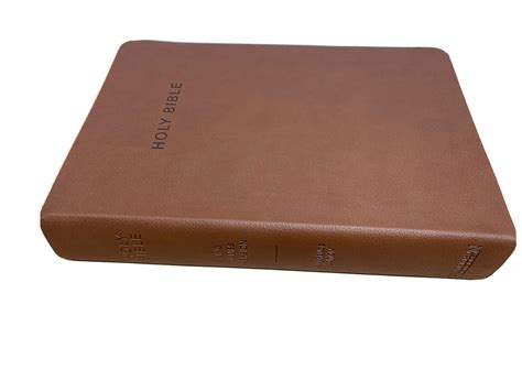 KJV Super Giant Print Reference Bible : Read the Word of God with
