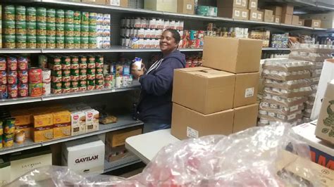 To better serve west oakland's approximately 24,000 residents who live below the federal poverty line, each month pjcce will give support to families who are. Word of Mouth Pantry free food for Oakland residents 8400 ...