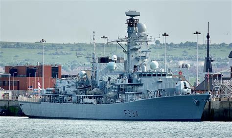 Rx Royal Navy Type Frigate Hms Iron Duke F A Flickr