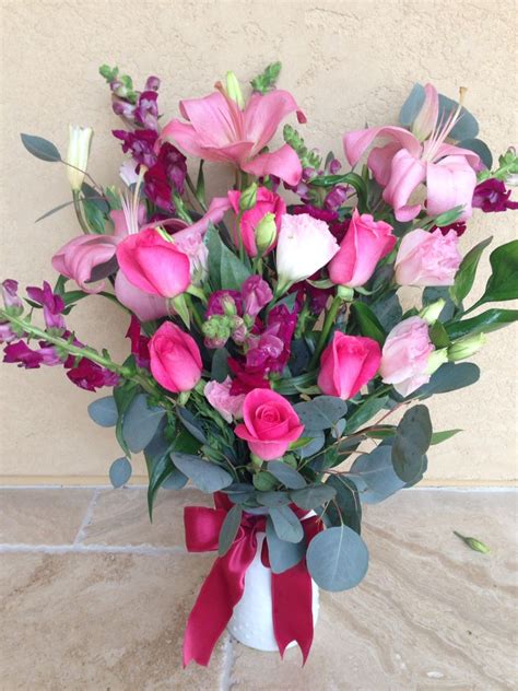 A Beautiful Valentine Bouquet Pink Rosesdark Pink Snap Dragons Pink
