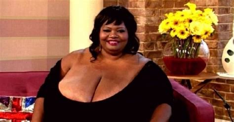 Us Woman Has Largest Natural Breasts In World Global Times
