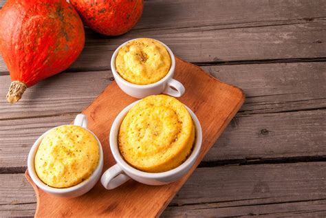 Mug cake au potiron Mug Cake Cake Light Caramel Vanilla Whipped