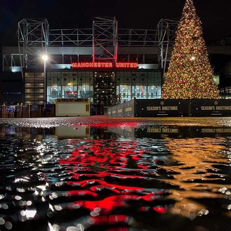 Manchester United Merry Christmas Happiest Holidays To You And Yours