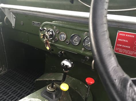 Share 105 Images Land Rover Series 3 Dashboard Layout In