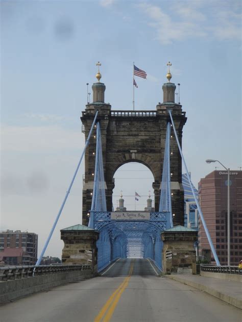 Suspension Bridge Bridge Downtown Cincinnati