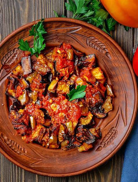 Turkish Eggplant Stew With Fresh Tomatoes The Vegan Atlas