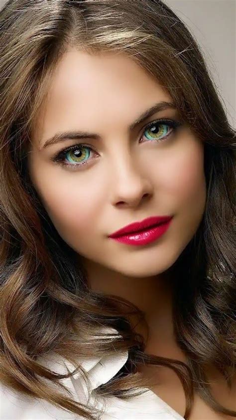Pin By Osman Aykut71 On 1afirst Lady In 2020 Beautiful Eyes
