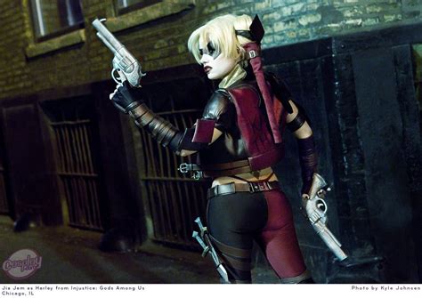 awesome harley cosplay from injustice dc cosplay harley quinn cosplay marvel cosplay cosplay