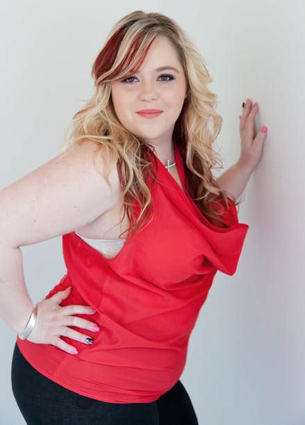 Curvy Glamour And Boudoir Photo Shoot With A Plus Size Model