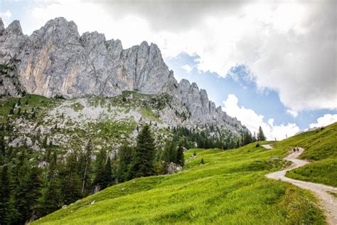 Hiking The Gastlosen Tour In Switzerland Earth Trekkers