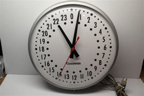 Vintage Cincinnati Military Time 24 Hour Wall Clock Synchron Movement
