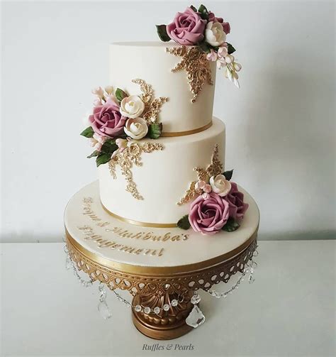2 Tier Ivory Wedding Cake Donna Milburn Torta Nuziale