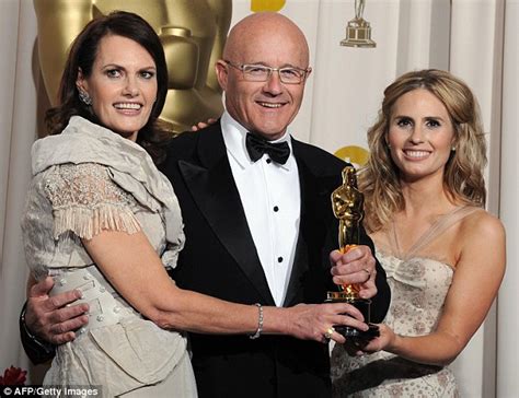 Heath ledger and wife michelle williams arrive for the premiere of their new movie brokeback mountain at the loews lincoln square theater in new york on december 6, 2005. Heath Ledger's father Kim painfully recalls actor's accidental overdose | Daily Mail Online