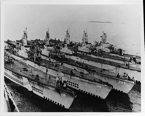 Submarine Squadron 5 Six Boats Of The Squadron Nested Together In