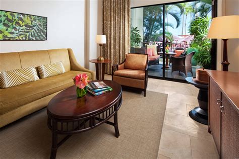 Hotel Rooms And Amenities The Royal Hawaiian A Luxury Collection