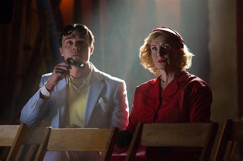 Ahs Freak Show Monsters Among Us 4x01 Promotional Picture