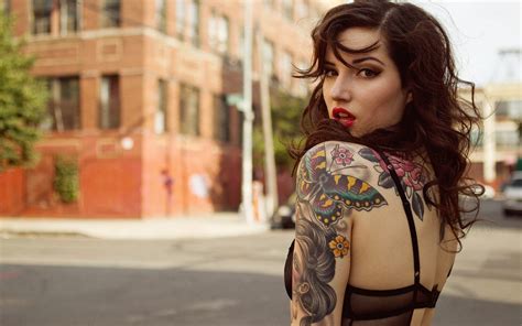 43 Tattoo Woman Wallpaper Wallpapersafari