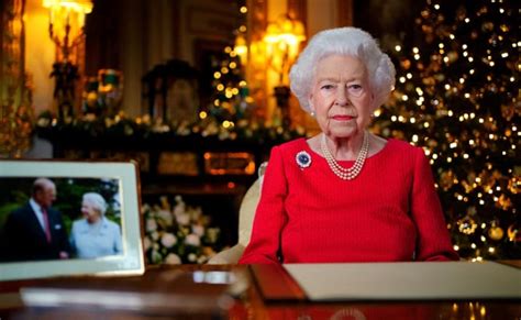 Queen Elizabeth Pays Tribute To Husband In Christmas Message Says Miss